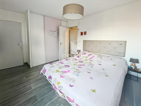 EXCLUSIVITE - SEPTEMES LES VALLONS - Maison récente T4 de 101m2 sur 422m2 de terrain + piscine