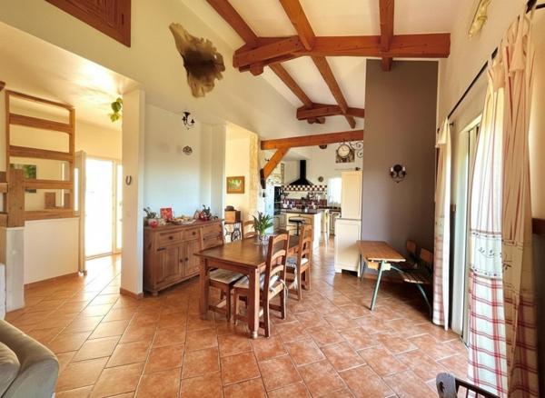 Maison 7 pièces – 213 m² – Vue mer panoramique – Borgo