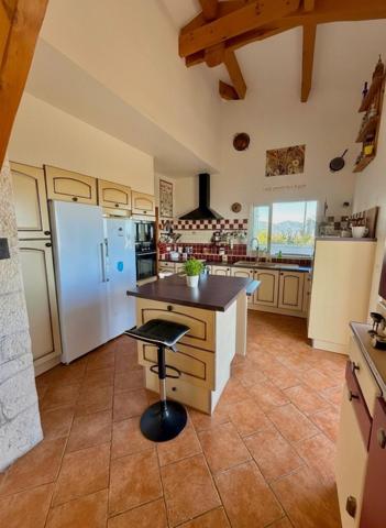 Maison 7 pièces – 213 m² – Vue mer panoramique – Borgo