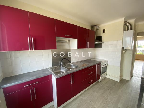 Appartement T4 spacieux avec balcon & vue dégagée