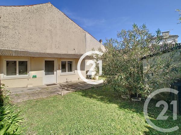 Maison à vendre  5 pièces - 96 m 2   COGNAC  - 16
