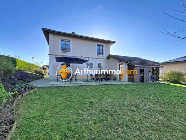 Vente Maison 5 pièces 110 m2 à L'Isle-d'Abeau