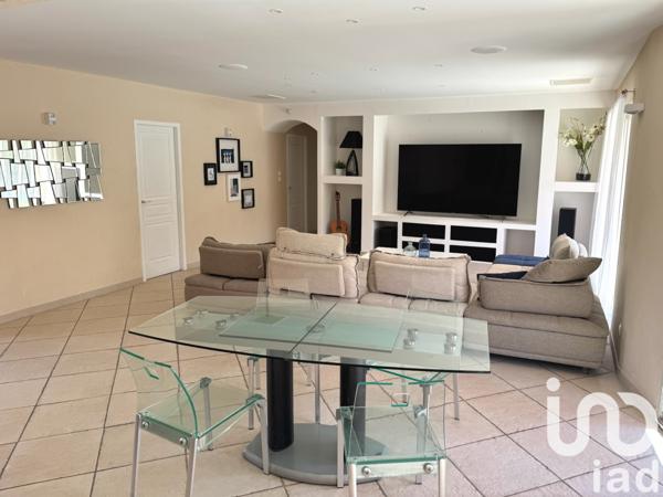 Maison à vendre 7 pièces 183 m² Cuers
