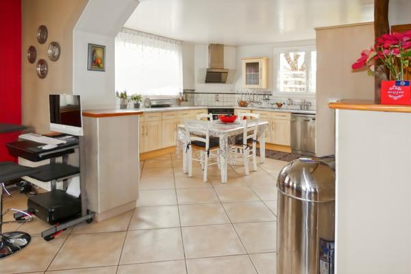 Tosny (27700) Maison Familiale 193 m2