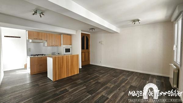 Vente Immeuble locatif à titre d'investissement - 3 Lots - 335m² - COGNAC