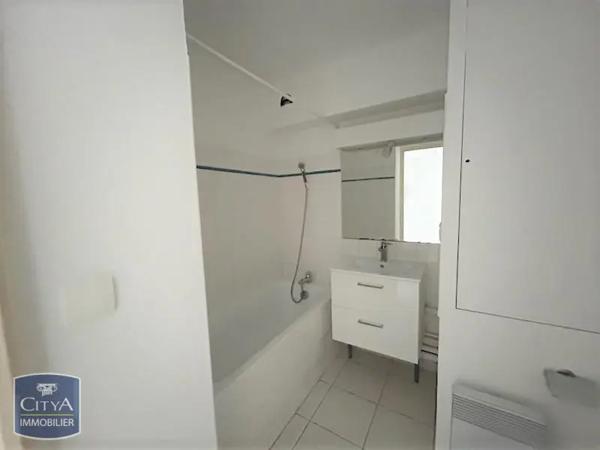 Appartement à louer 1 pièce 19.3m² Aix-en-Provence (13100)