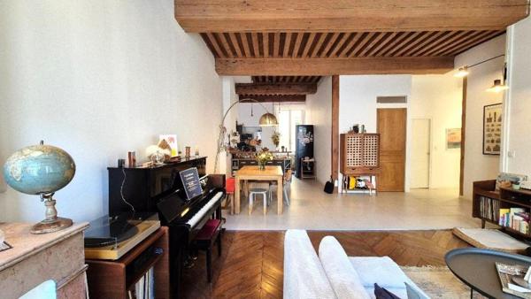 Appartement à LYON 6E ARRONDISSEMENT, 69006 - 3 pièces 96m²