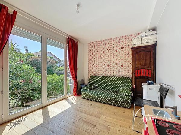 Maison de plain pied de 146 m² sur un terrain de 1000 m² environ