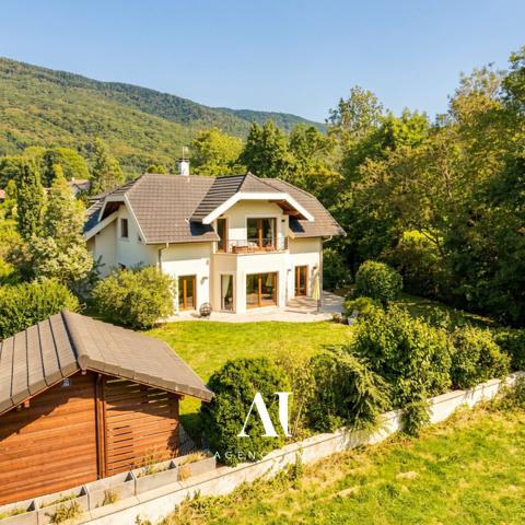 Maison Individuelle T5 – 200 M² – 4 Chambres – Vue Alpes & Jura – Double Garage – Terrain 880 M² – Divonne les Bain 01220