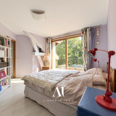 Maison Individuelle T5 – 200 M² – 4 Chambres – Vue Alpes & Jura – Double Garage – Terrain 880 M² – Divonne les Bain 01220