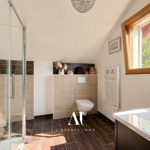 Maison Individuelle T5 – 200 M² – 4 Chambres – Vue Alpes & Jura – Double Garage – Terrain 880 M² – Divonne les Bain 01220