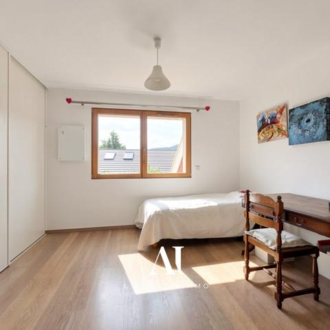 Maison Individuelle T5 – 200 M² – 4 Chambres – Vue Alpes & Jura – Double Garage – Terrain 880 M² – Divonne les Bain 01220