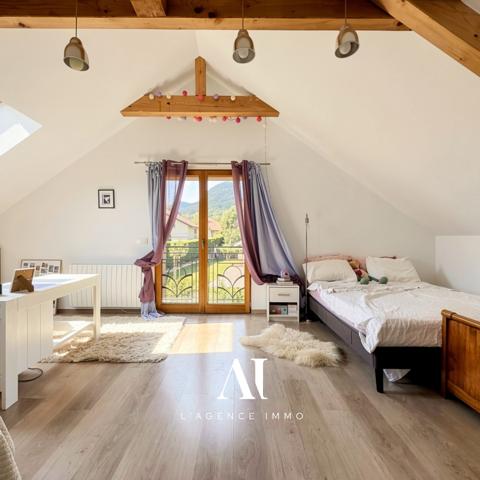 Maison Individuelle T5 – 200 M² – 4 Chambres – Vue Alpes & Jura – Double Garage – Terrain 880 M² – Divonne les Bain 01220