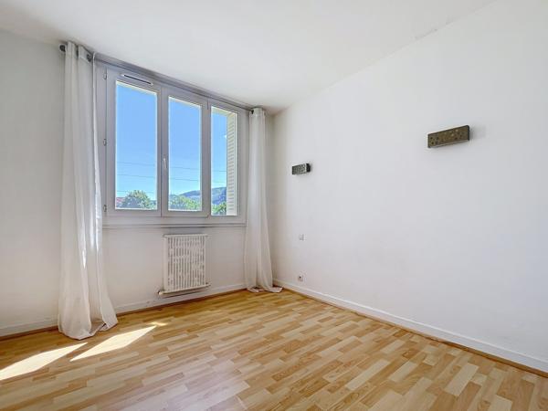 T2 Sassenage Balcon