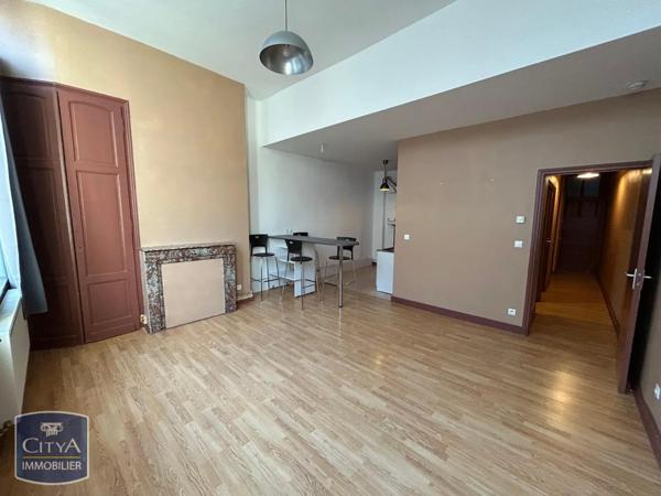 Appartement à louer 2 pièces 57m²
