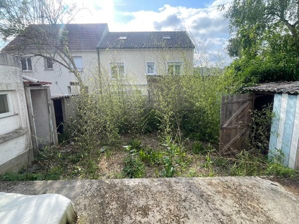 Champigny-sur-Marne-une maison individuelle de 66 m²-terrain 206 m²