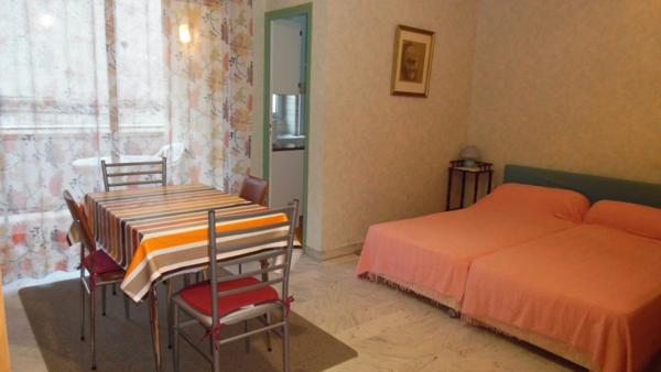 F1 meublé de 32m² + balcon 5m²