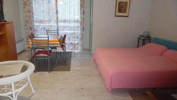 F1 meublé de 32m² + balcon 5m²