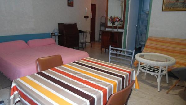 F1 meublé de 32m² + balcon 5m²