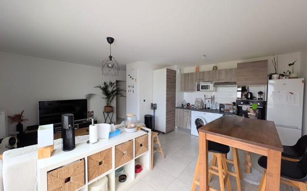 Appartement à vendre    2 pièces • 54,10 m2 Villenave-d'Ornon