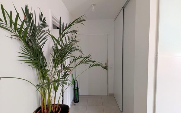 Appartement à vendre    2 pièces • 54,10 m2 Villenave-d'Ornon