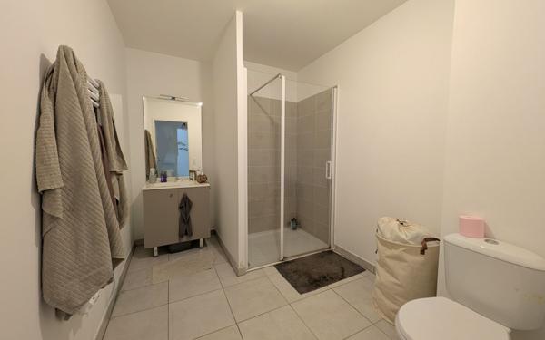 Appartement à vendre    2 pièces • 54,10 m2 Villenave-d'Ornon