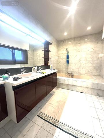 Maison à vendre à Caudan dans le Morbihan (56850), ref : 56029-1357