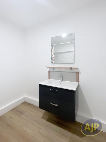 Maison à louer Sevremoine : 3 pièces, 61m² avec 2 chambre(s) à 570€ - AJP Immobilier Saint-Macaire-en-Mauges