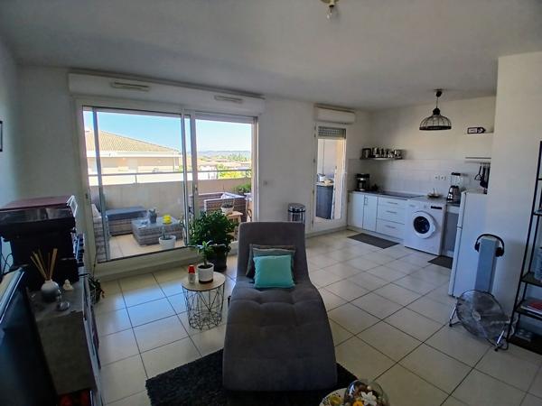 Appartement quartier Saint-Mitre 3 pièce(s) 64 m2