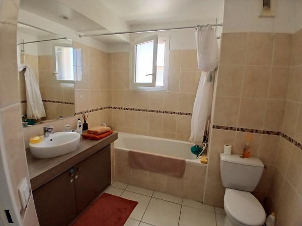 Appartement quartier Saint-Mitre 3 pièce(s) 64 m2