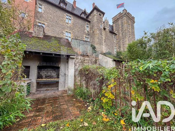 Maison à vendre 9 pièces 239 m² Montluçon
