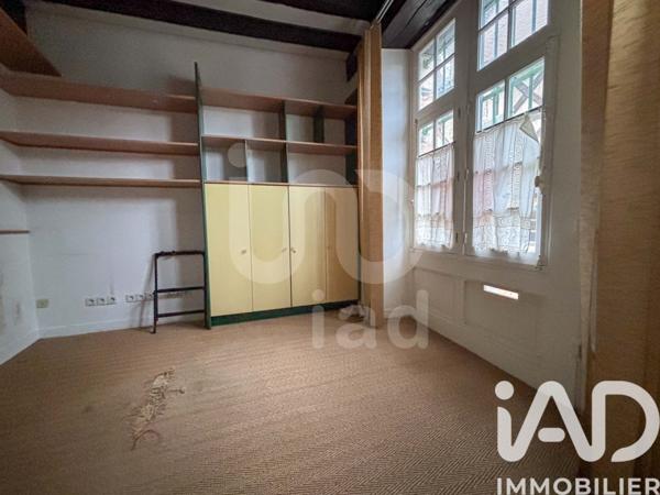 Maison à vendre 9 pièces 239 m² Montluçon