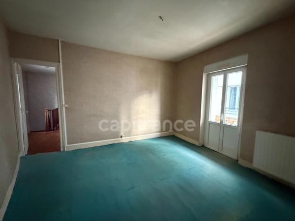 Maison de ville avec jardin proche sanctuaire