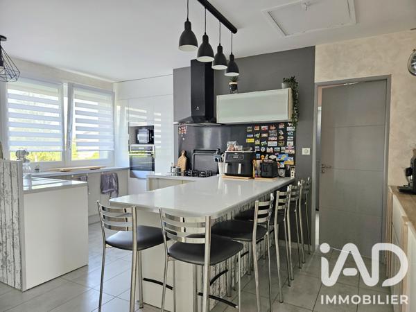 Maison à vendre 6 pièces 134 m² Chevigny-Saint-Sauveur