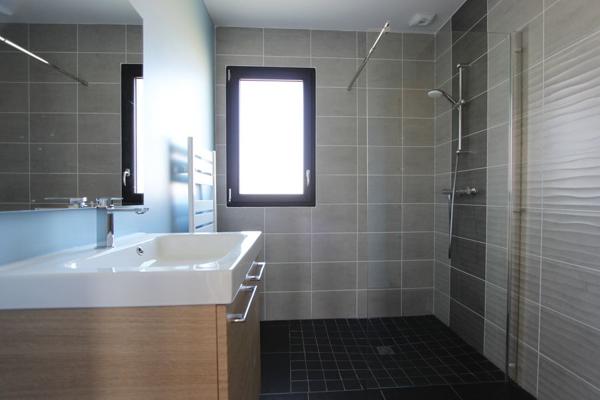 location maison neuve de plain pied et normes pmr à Concarneau
