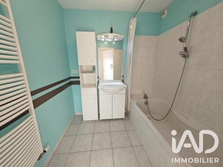 Maison à vendre 4 pièces 81 m² Les Fins