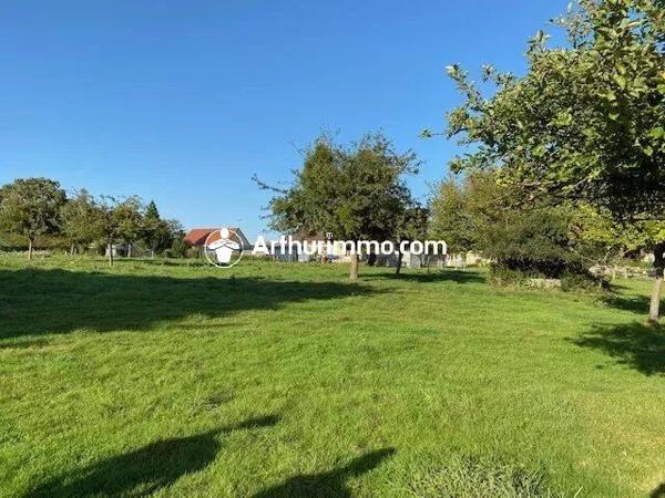 Vente                                                      Terrain
                        
                                         1298 m2                     à Le Ménil-de-Briouze
