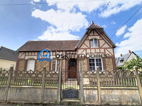 Maison individuelle de caractère 5 pièces  Terrain 380 m², secteur très recherché  Parc Henri Barbusse 

Venez découvrir cette charmante maison individuelle de caractère, entièrement rénovée, édifiée sur un terrain de 380 m², bénéficiant d’une exposition Est/Ouest offrant une belle luminosité tout au long de la journée.

Au rez-de-chaussée :
- Salon avec cheminée
- Salle à manger
- Cuisine aménagée et équipée avec un accès à la cave et au jardin
- Salle de bains avec WC
- 2 chambres 

À l’étage :
- Une grande suite parentale en enfilade avec une salle de douche et wc

Caractéristiques techniques :
-Chauffage gaz + chauffage électrique 
-Double vitrage
-Volets roulants électriques
-Cave
-Taxe foncière : 1 350 €


⚠️ Information importante

Chers acquéreurs, afin d’éviter les visites “pour le plaisir des yeux”, merci de me contacter uniquement si vous disposez d’une simulation de financement récente (banque ou courtier).

Conformément à l’article L.561-5 du Code monétaire et financier, une pièce d’identité sera demandée avant toute visite.