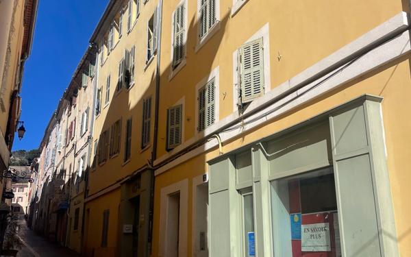 Appartement à vendre    2 pièces • 40 m2 Ollioules