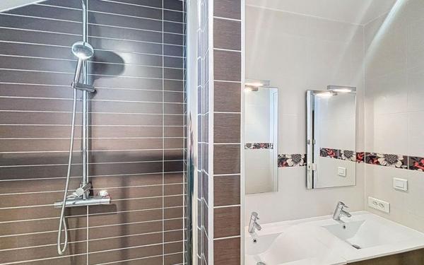 Maison à vendre    8 pièces • 273 m2 Anglet