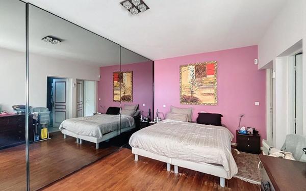 Maison à vendre    8 pièces • 273 m2 Anglet