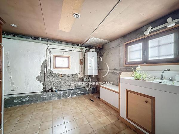 Maison Villejuif 4 pièce(s) 70 m2 AVEC JARDIN ET DEPENDANCE