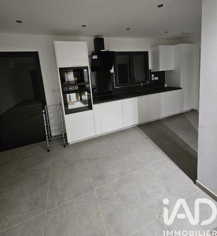 Maison à vendre 6 pièces 120 m² Thoiry