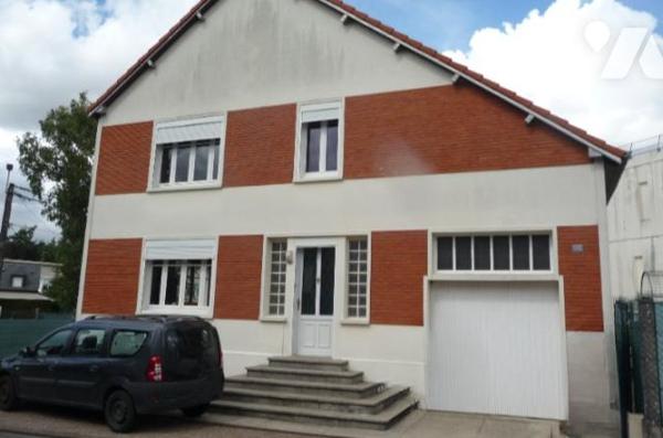 Une maison à usage d'habitation.