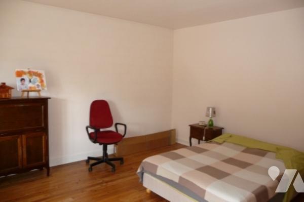 Une maison à usage d'habitation.