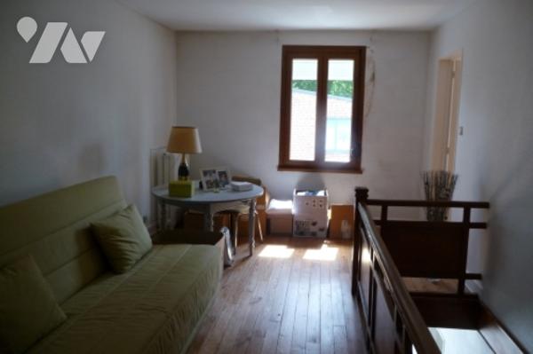 Une maison à usage d'habitation.