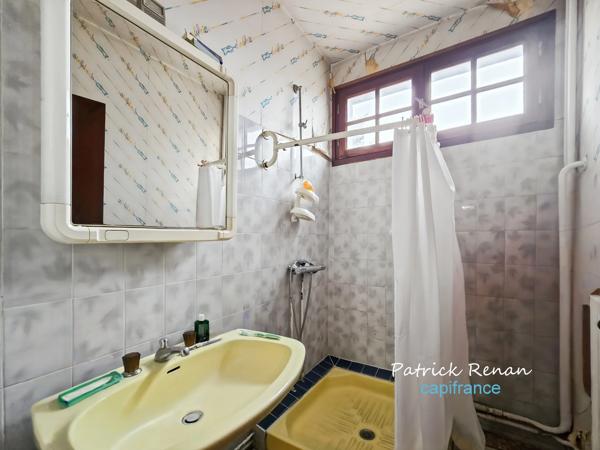 Maison à vendre 10 pièces P10 LES CLAYES SOUS BOIS (78) sous-sol total terrasse