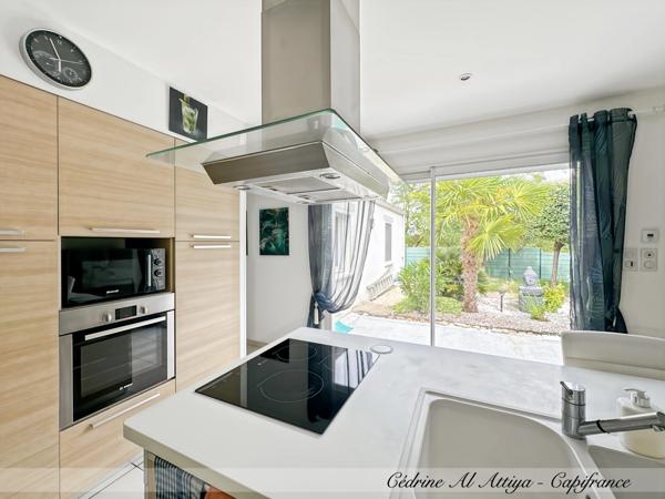 Maison à vendre Périgny, quartier Rompsay, 119m2, plain-pied, garage, jardin, véranda avec jacuzzi