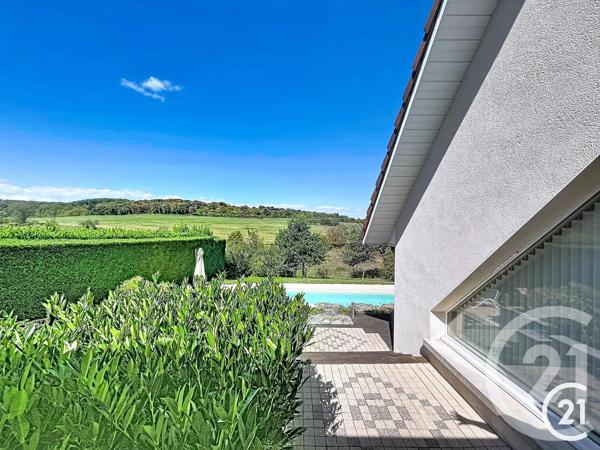 Maison à vendre  7 pièces - 190 m 2   DUNG  - 25