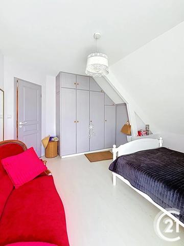Maison à vendre  7 pièces - 190 m 2   DUNG  - 25